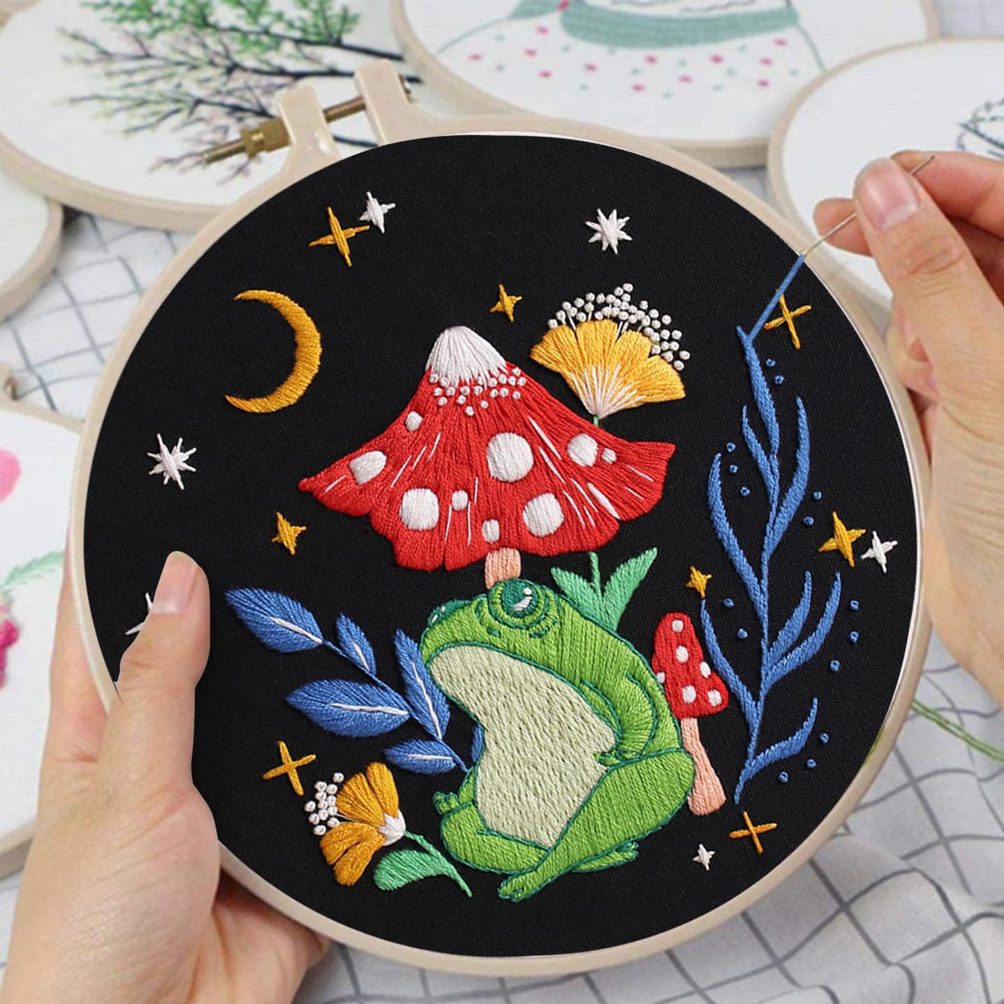 3 Sets Frog Embroidery Kits for Beginners,Cross Stitch Kit for Adults,Crewel Starters Needlepoint with Embroidery Hoop,Threads and Instruction