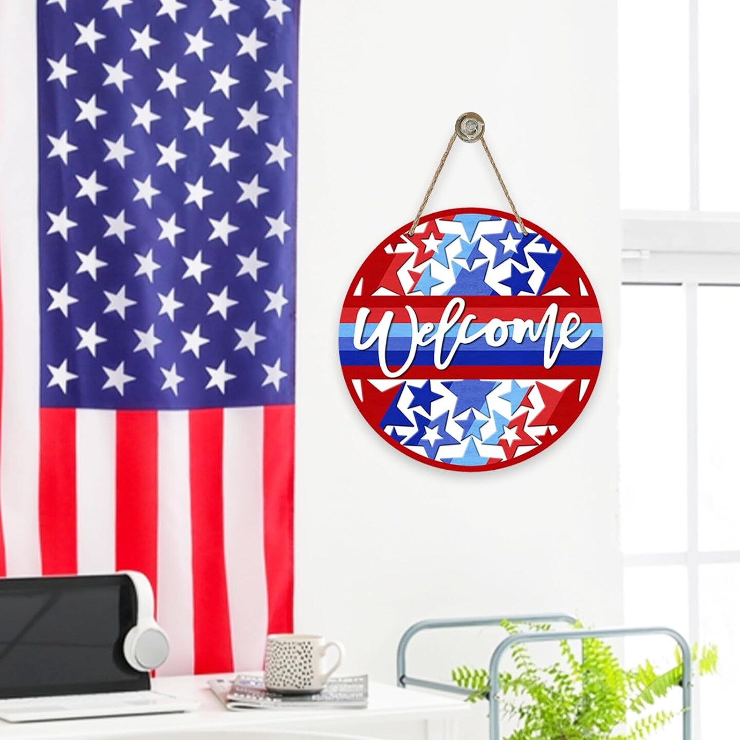 Welcome 4th of July Patriotic Sign for Front Door Decor, Blue Red Stars Stripes America USA Wood Door Hanger for Outdoor Outside Porch, American Wooden Wreath Indoor Wall Hanging Decoration