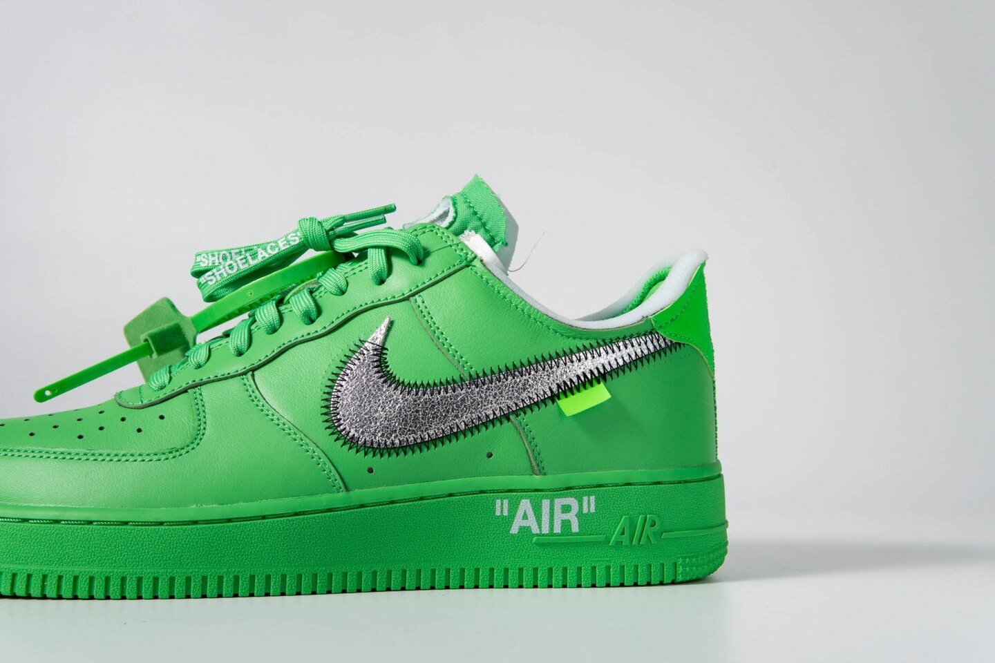 Nike Air Force 1 Low Off-White Brooklyn Light Green Spark 