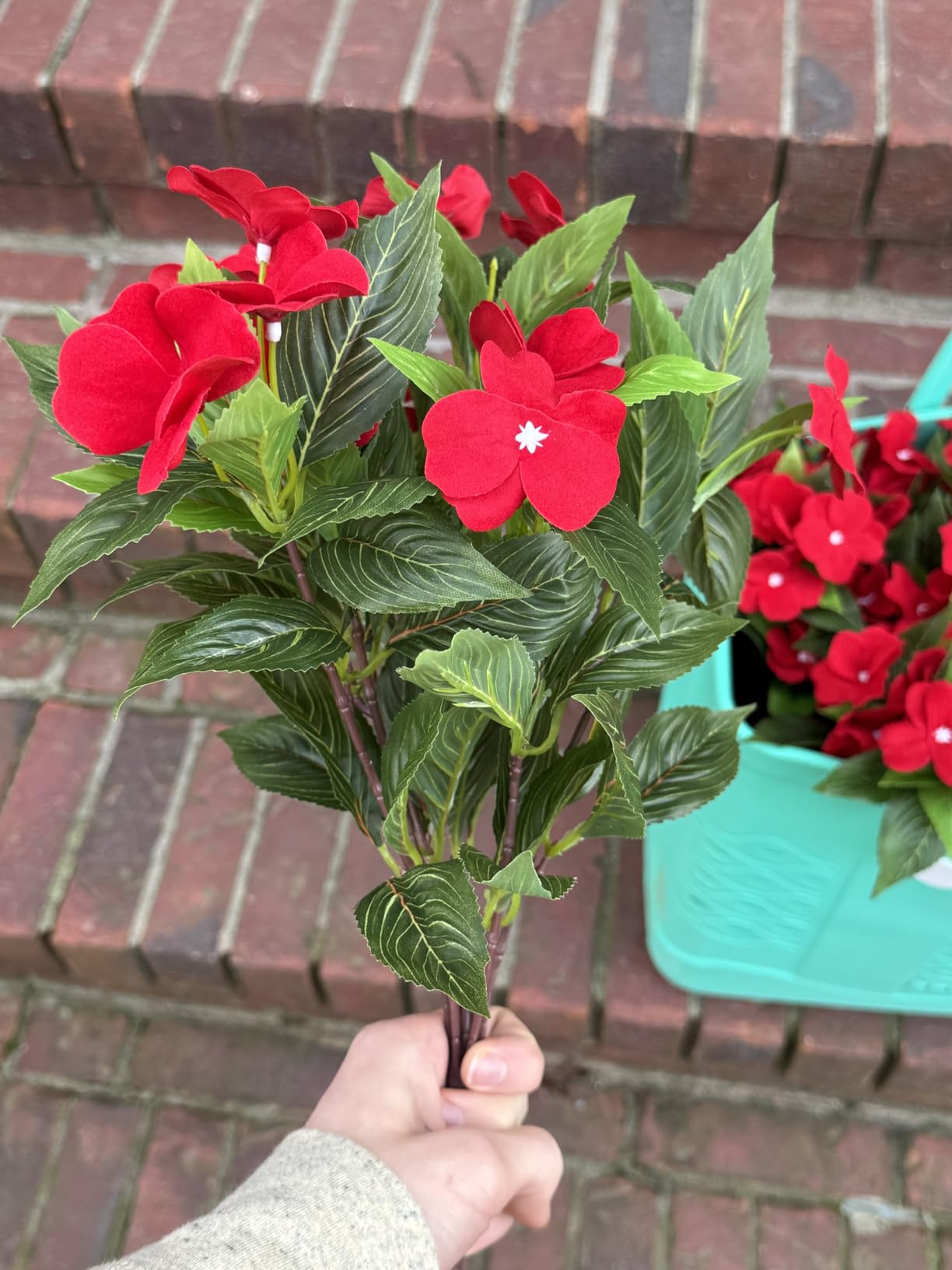 2pcs Artificial Impatiens Bouquet Fake Outdoor Flowers Impatiens Plants Decor Indoor Planters Balcony Decorations, Red