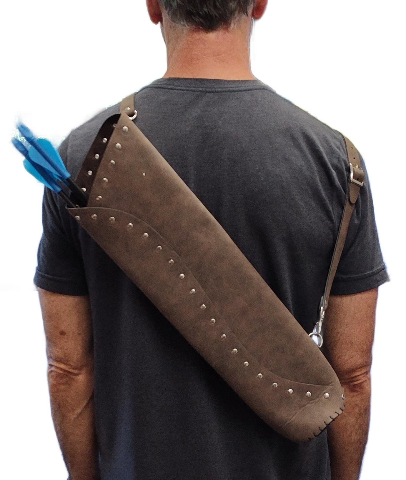 Robin Hood Leatherlike Quiver and 3 Arrow Set with Adjustable Straps and Rubber Tipped