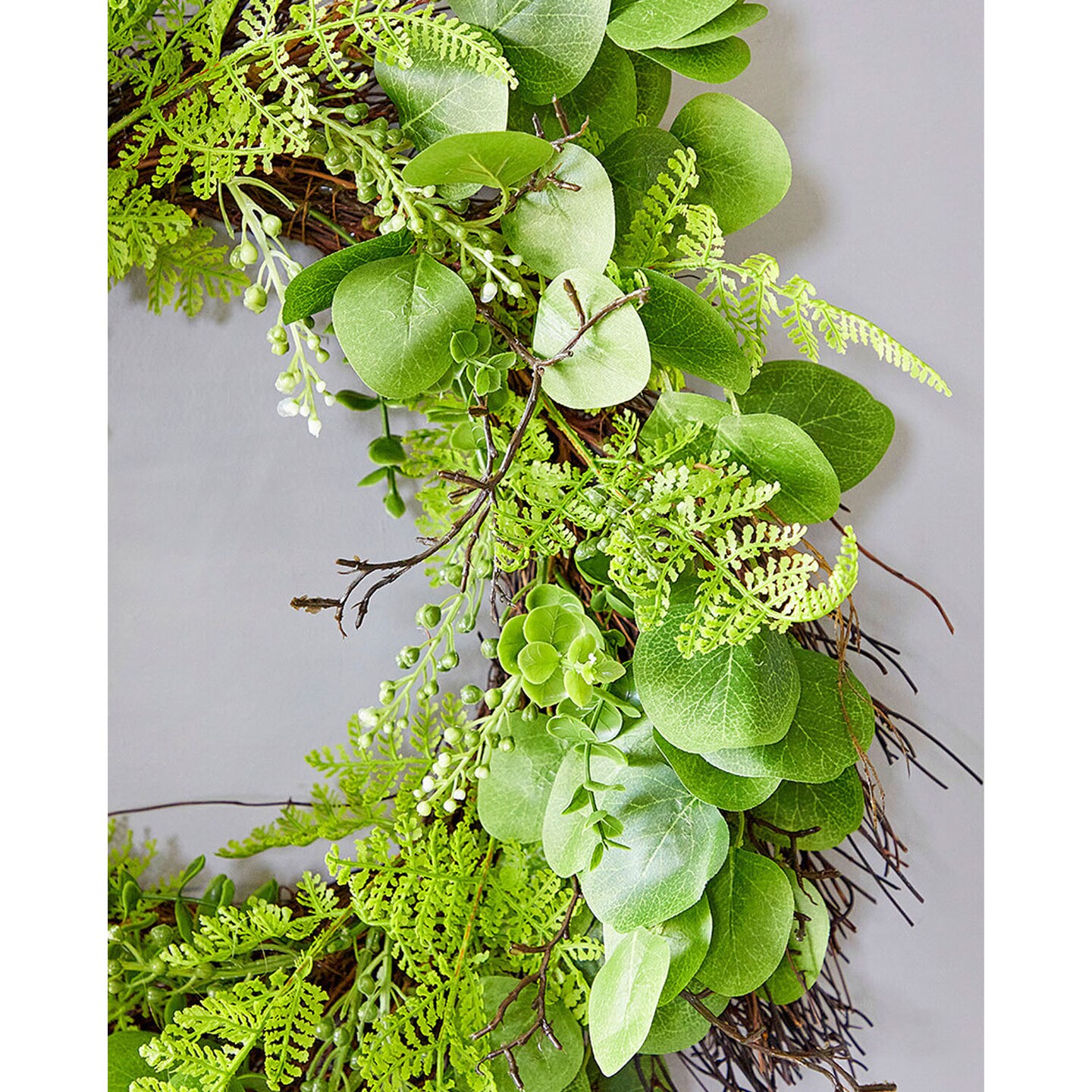 22" Eucalyptus Fern Wreath Lush Greenery Wreath for Door & Wall Decor