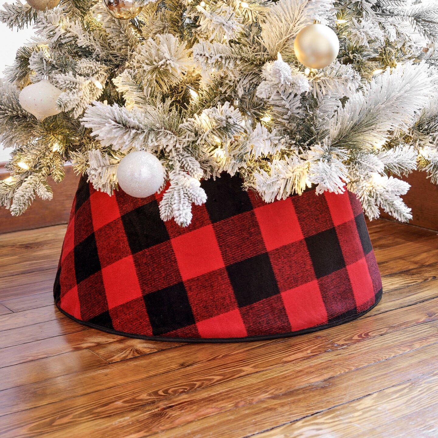 Red Buffalo Plaid Roll-Up Christmas Tree Collar - 26"