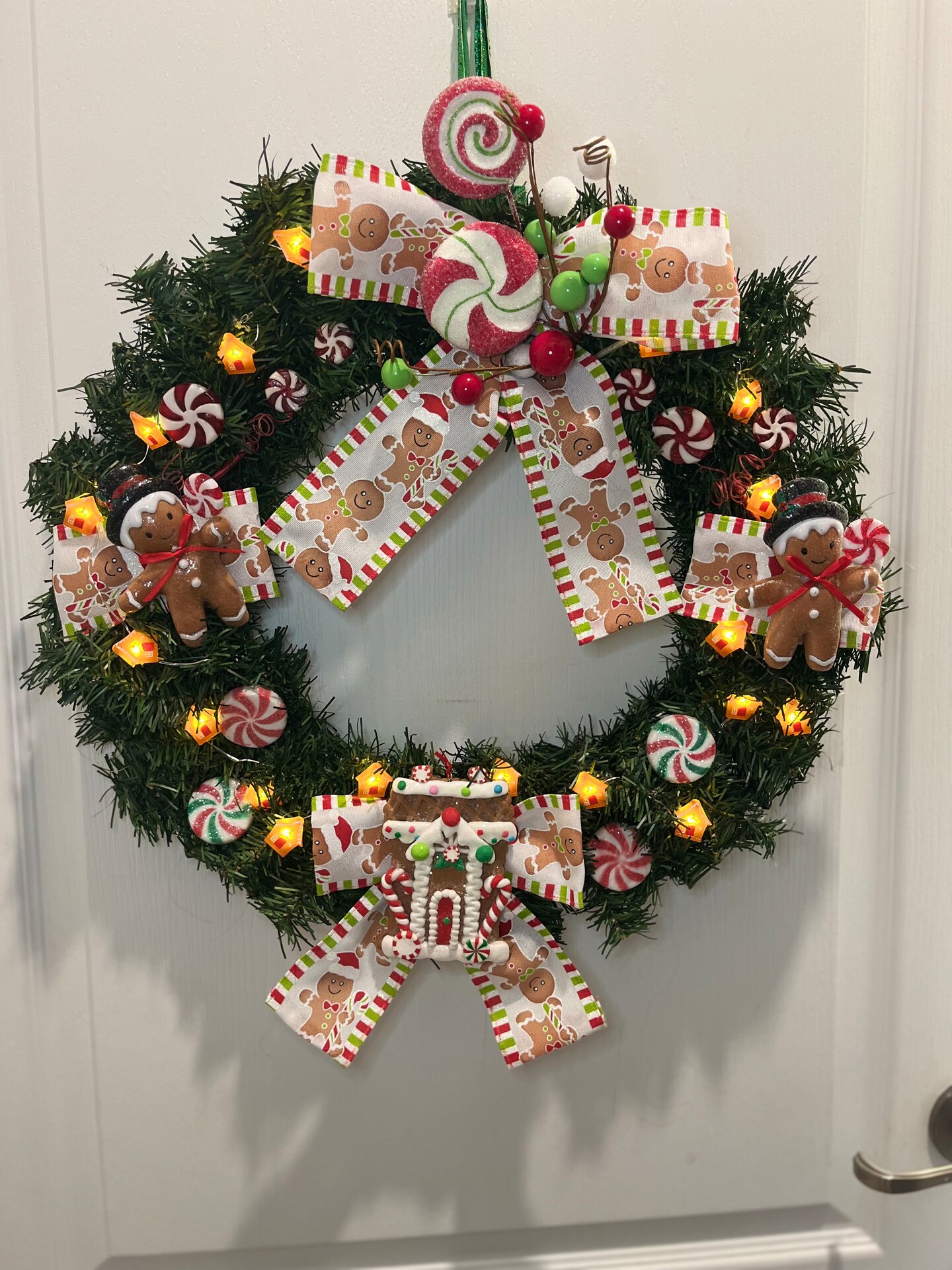 Prelit Gingerbread Christmas Wreath; Candy Peppermint Holiday