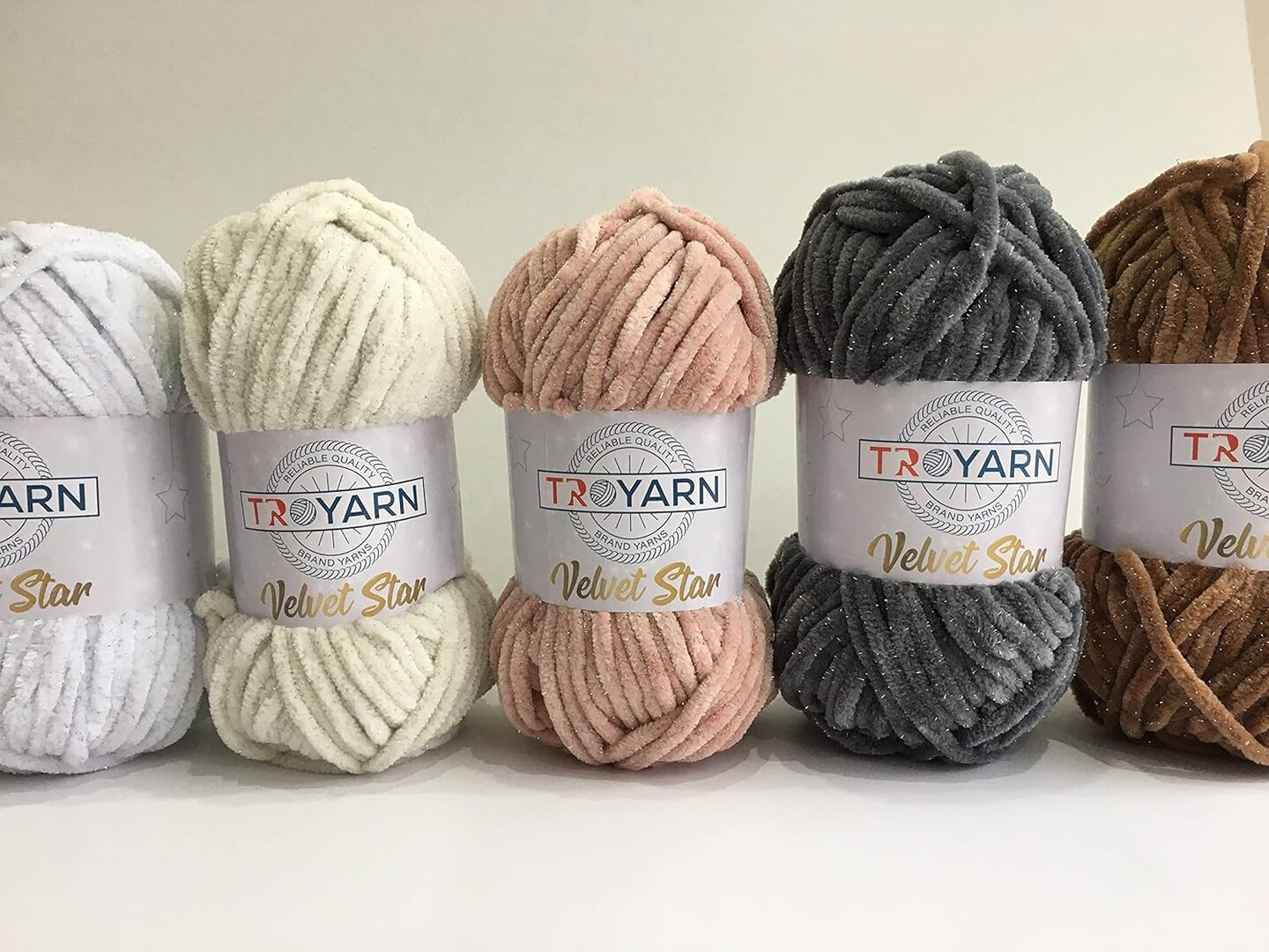 Silvery Glitter Chenille Baby Blanket Yarn Amigurumi Yarn for Crocheting