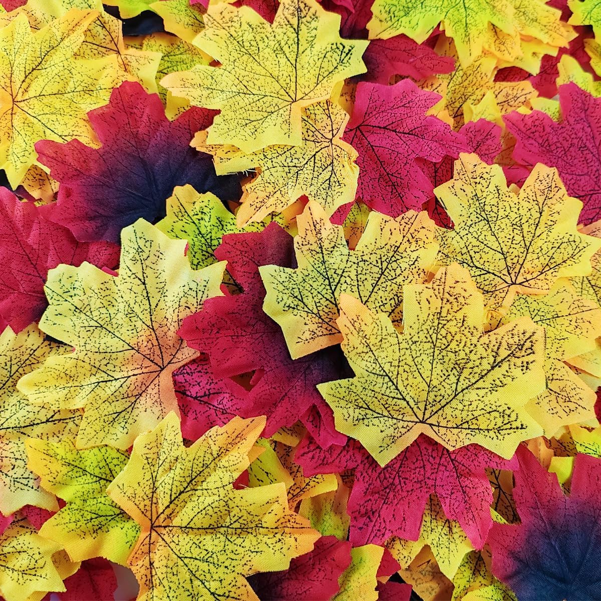 500PCS Artificial Autumn Maple Leaves Mixed Fall Colored Leaf