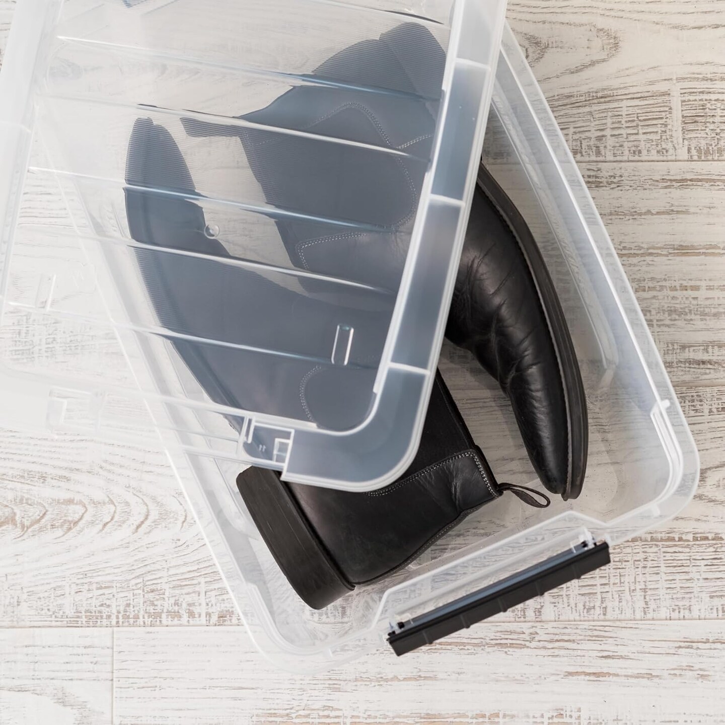IRIS USA 4 Pack Plastic Storage Bins with Lids, 13 Quart, Latches Durable Nestable Containers Secure Pull Handle