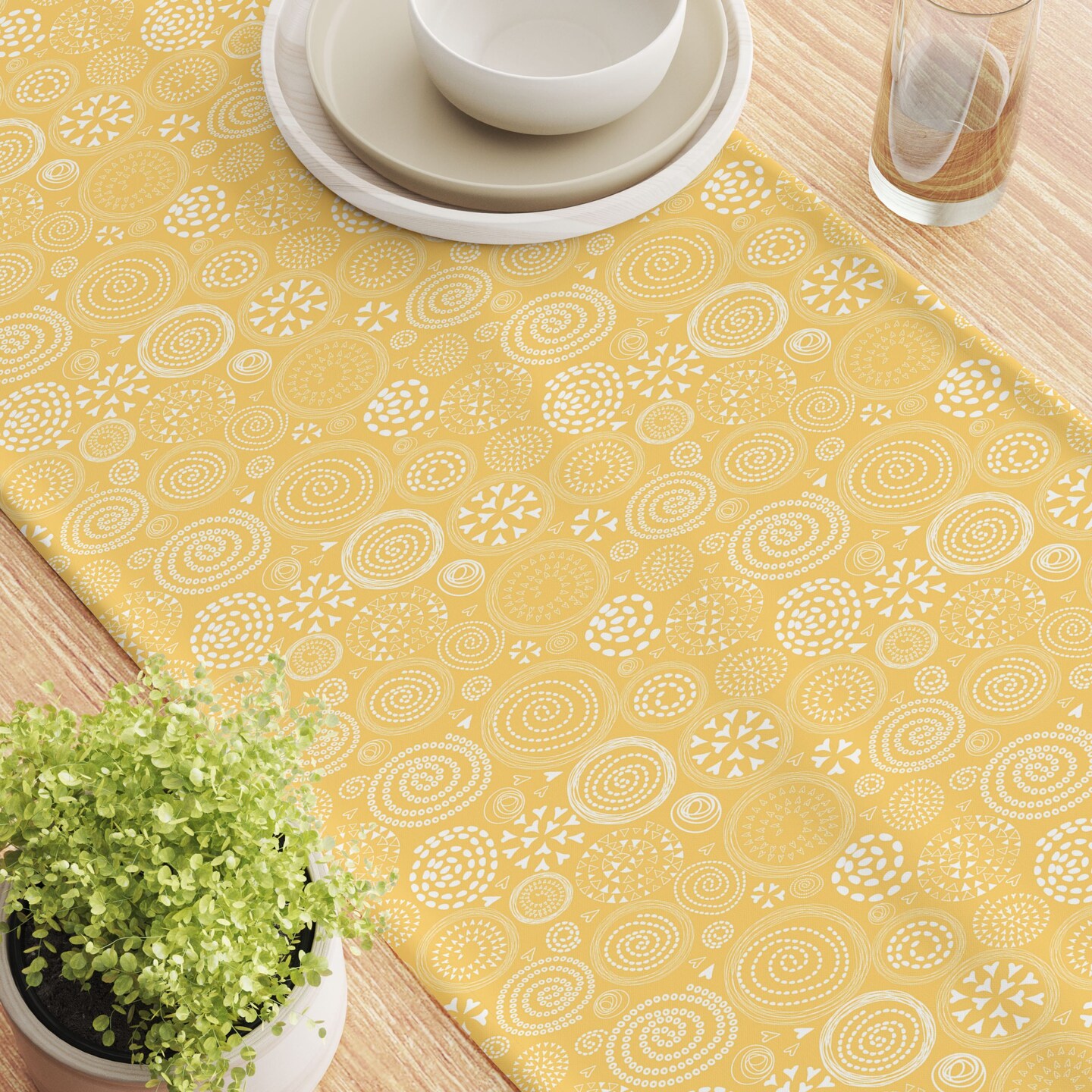 Table Runner, 100% Cotton, 16x72", Bright Patterns in Circles