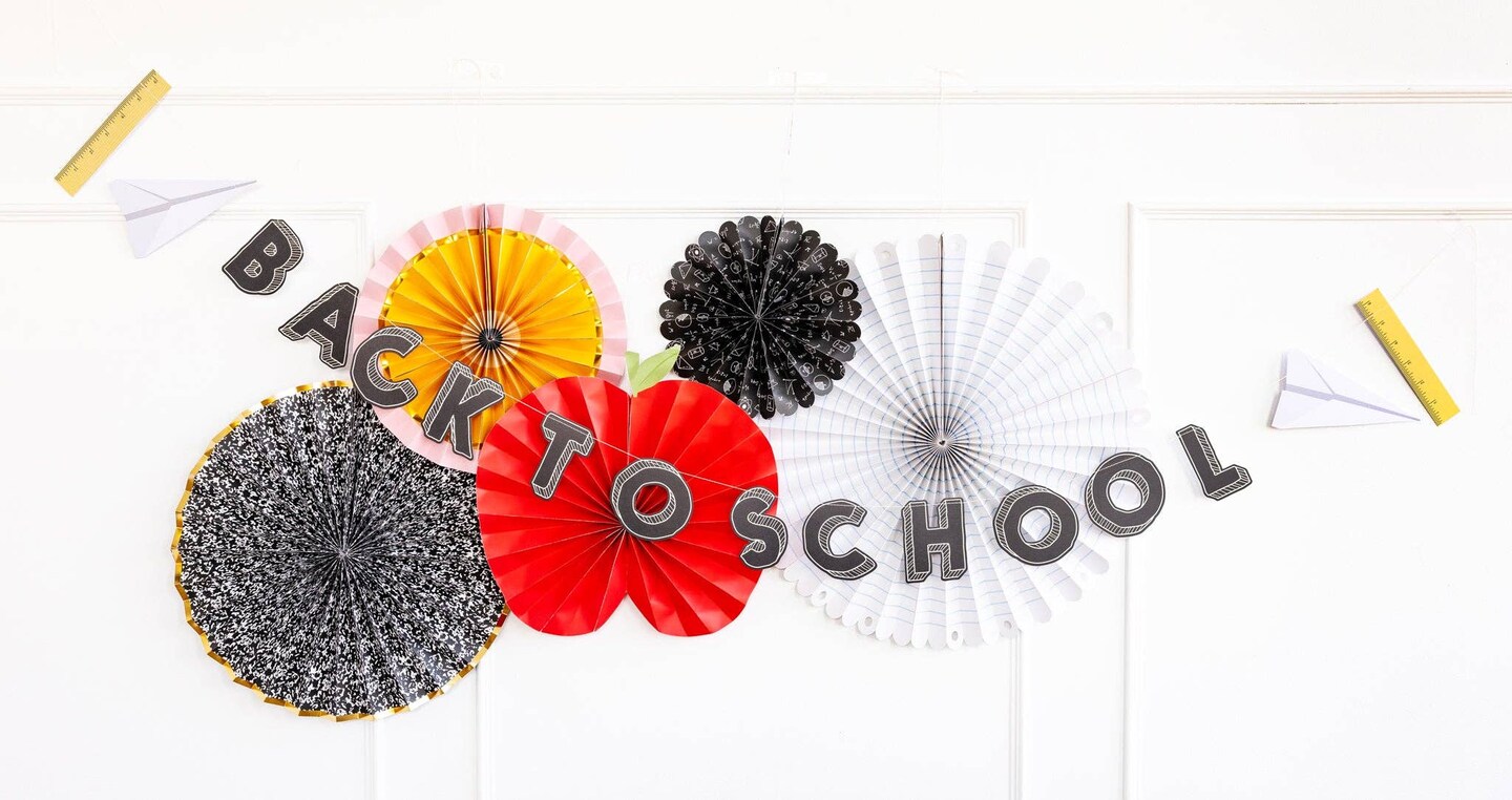 BACK TO SCHOOL PARTY FAN SET