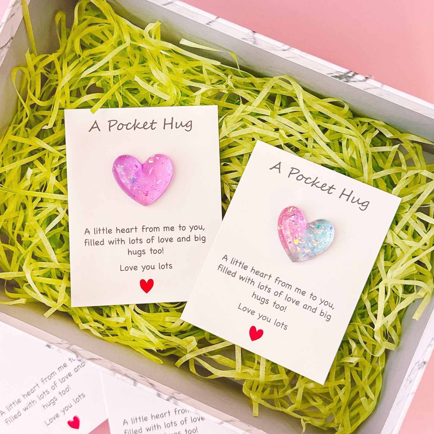 Wrapables Pocket Hug Valentines Day Token Heart Gift with Greeting Card (Set of 8)