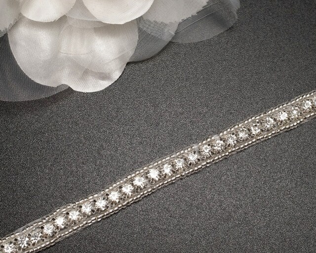 1/4&#x22; x 5 Yards Silver Iron On Rhinestone Trim
