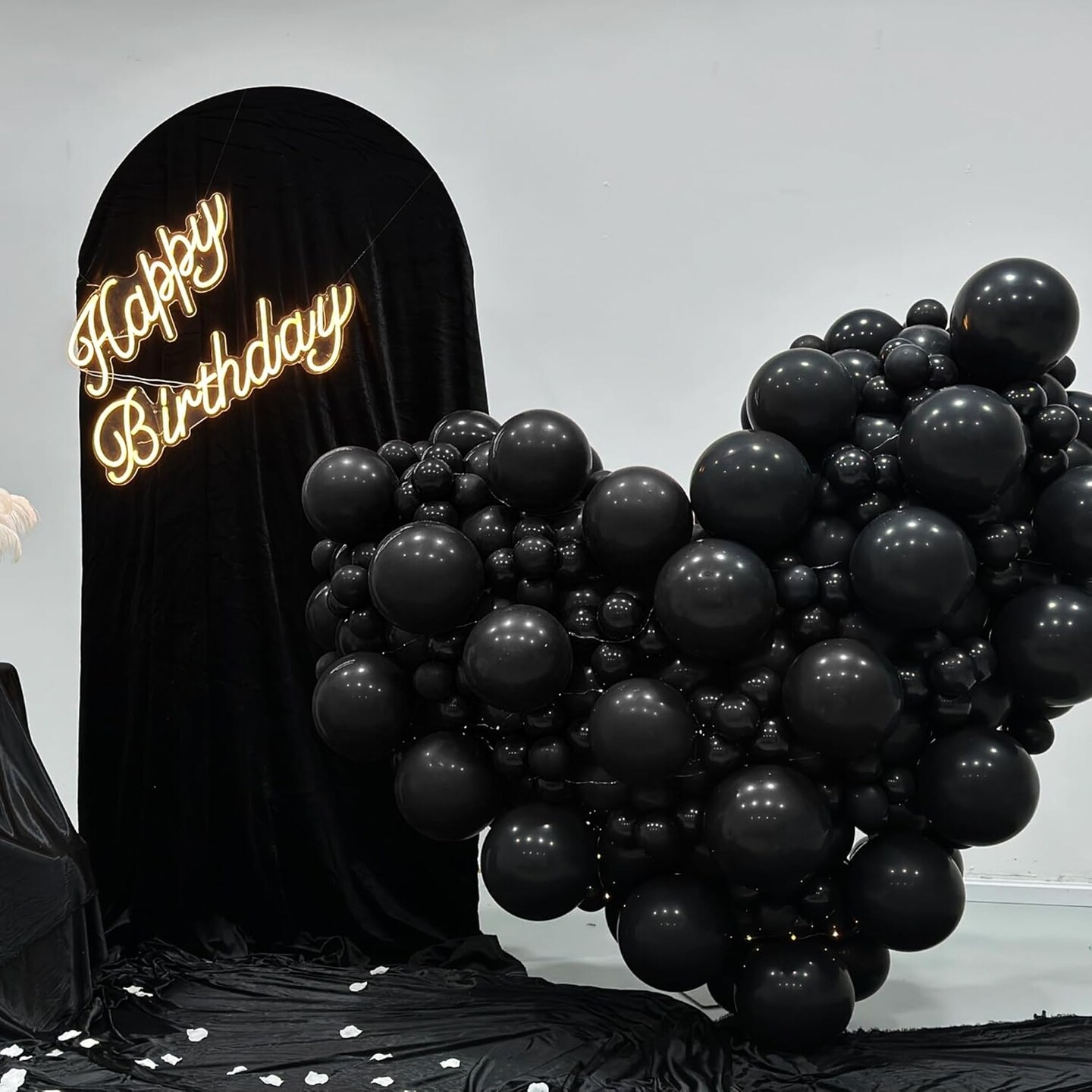 200 Pieces Black Balloons Different Sizes 5 10 12 18 Inch Latex Balloons Balloon Garland Arch Kit for for Black Themed Party Decorations