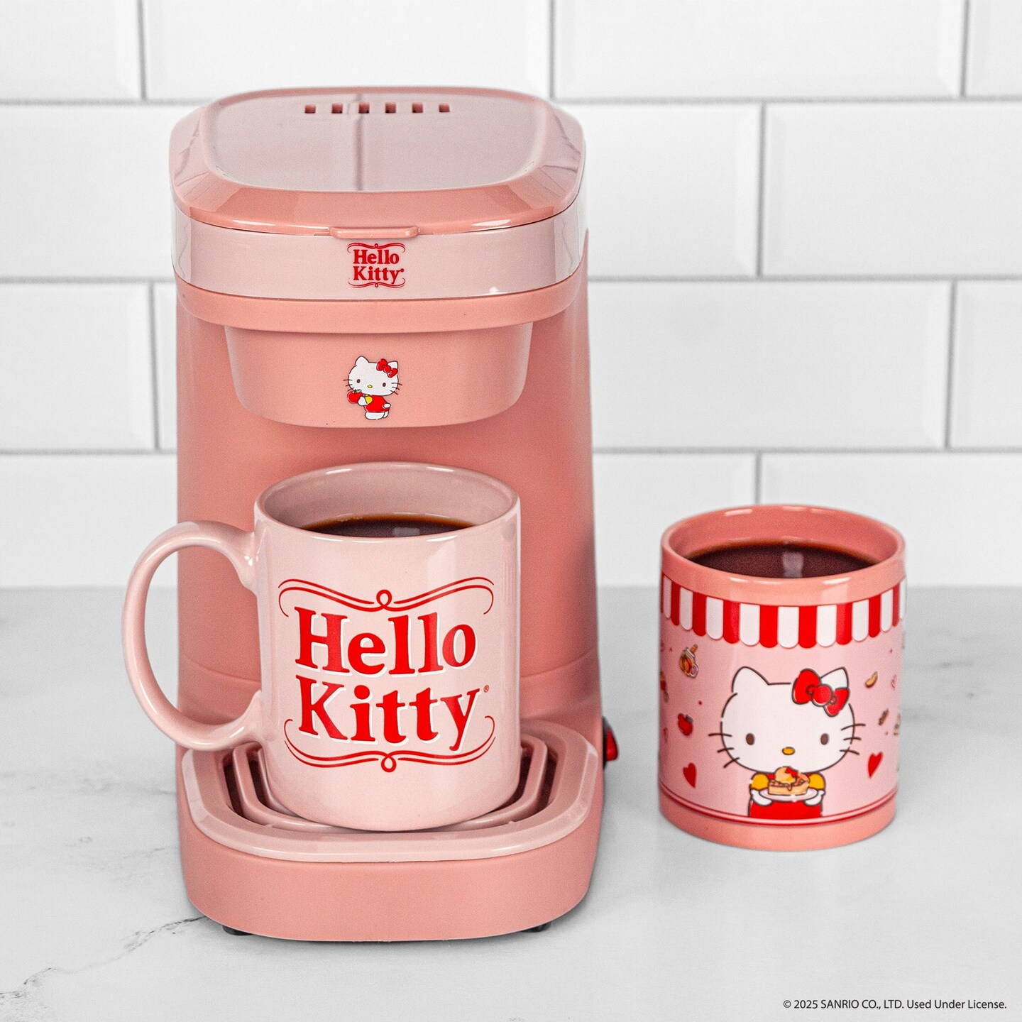 Uncanny Brands Hello Kitty Single Cup Coffee Maker Gift Set with 2 Mugs