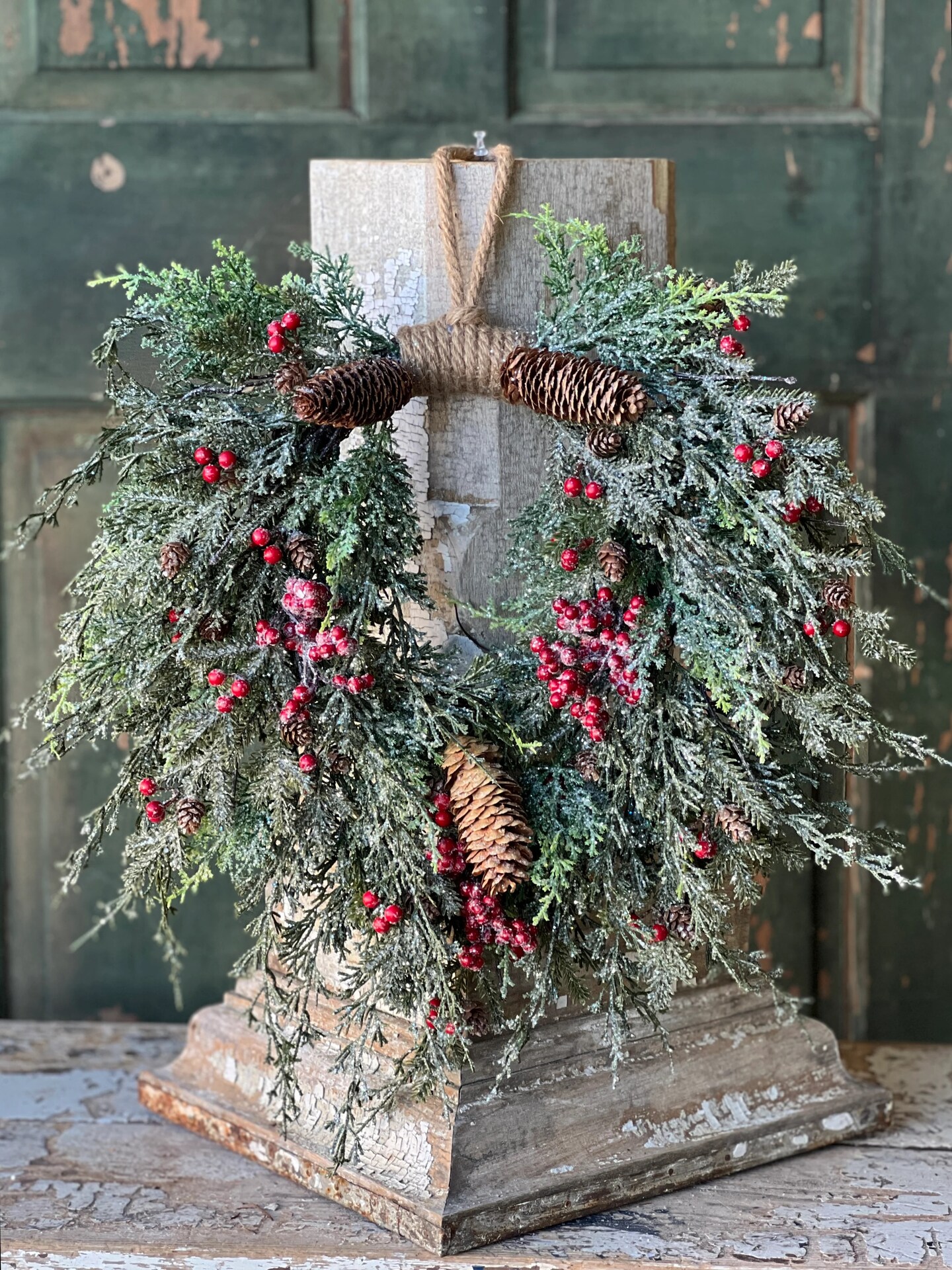 Frosted Cedarberry Hanging Wreath | 20" - Christmas Holiday Door Decoration Holiday Tree
