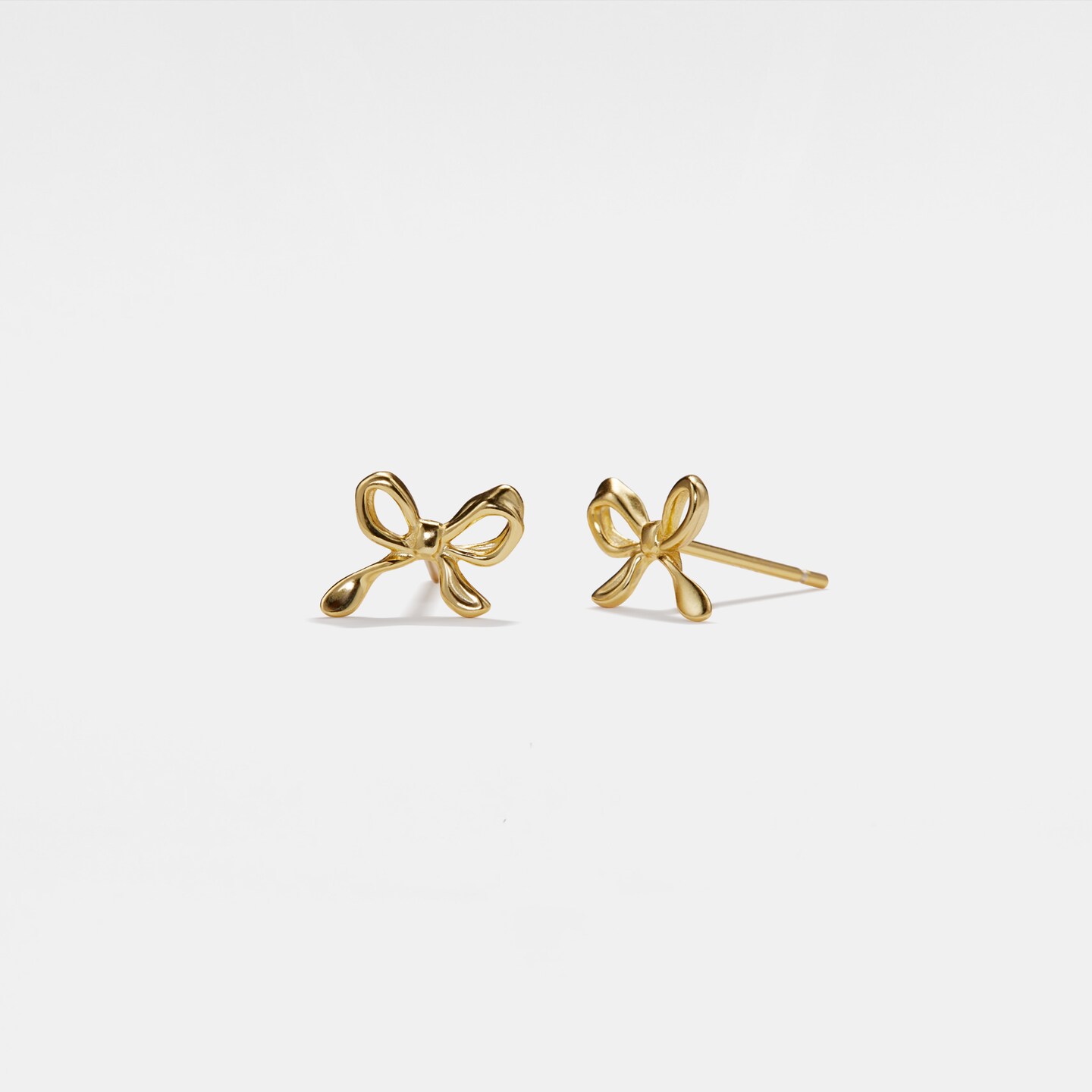 PERIMADE Dainty Bow Tie Stud Earrings • Tiny Gold Bowknot Wedding Earrings  • Sterling Silver Friendship Jewelry • Best Friend Gift • E0540