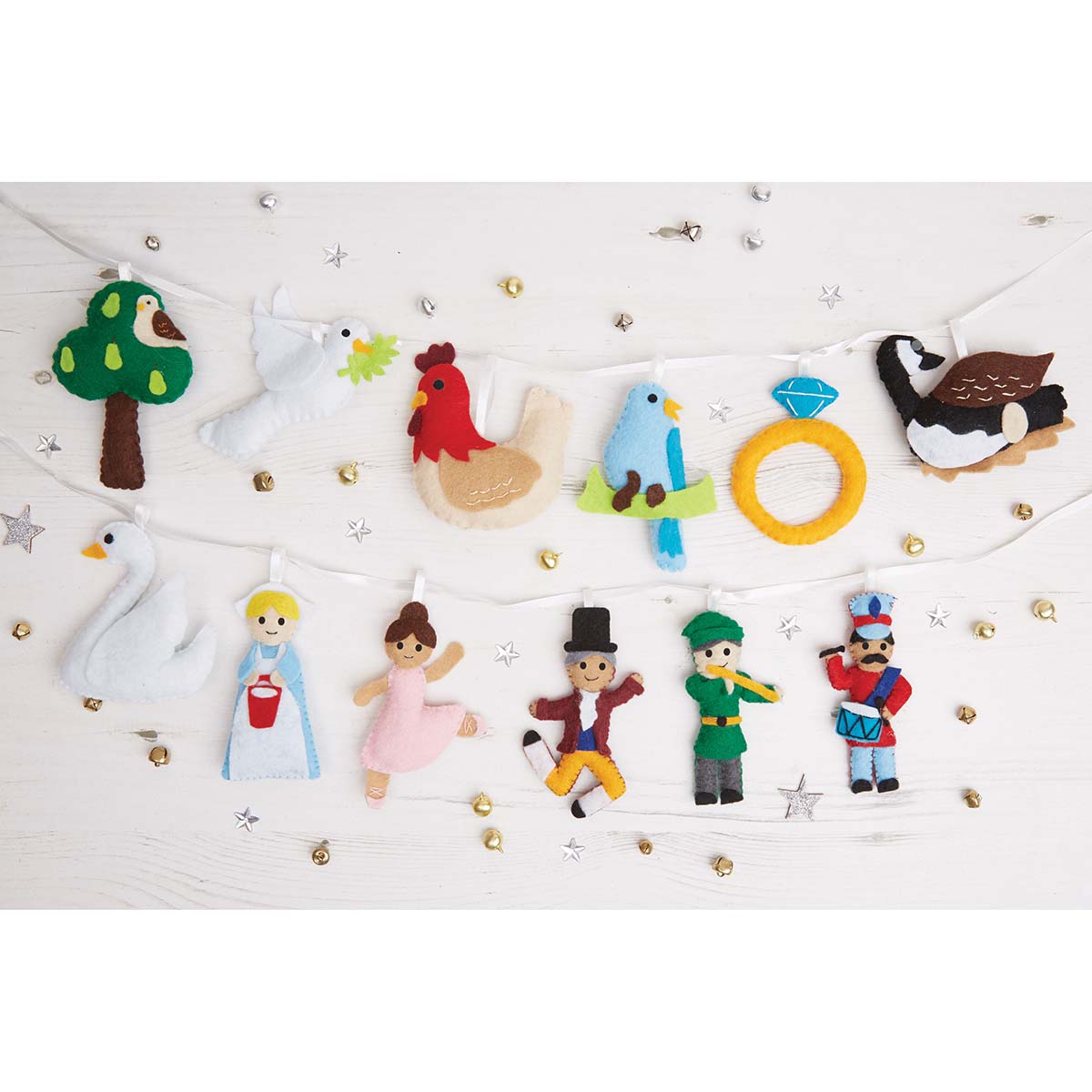 Simply MAKE 12 Days of Christmas Garland Felt &#x26; Sequin Kit