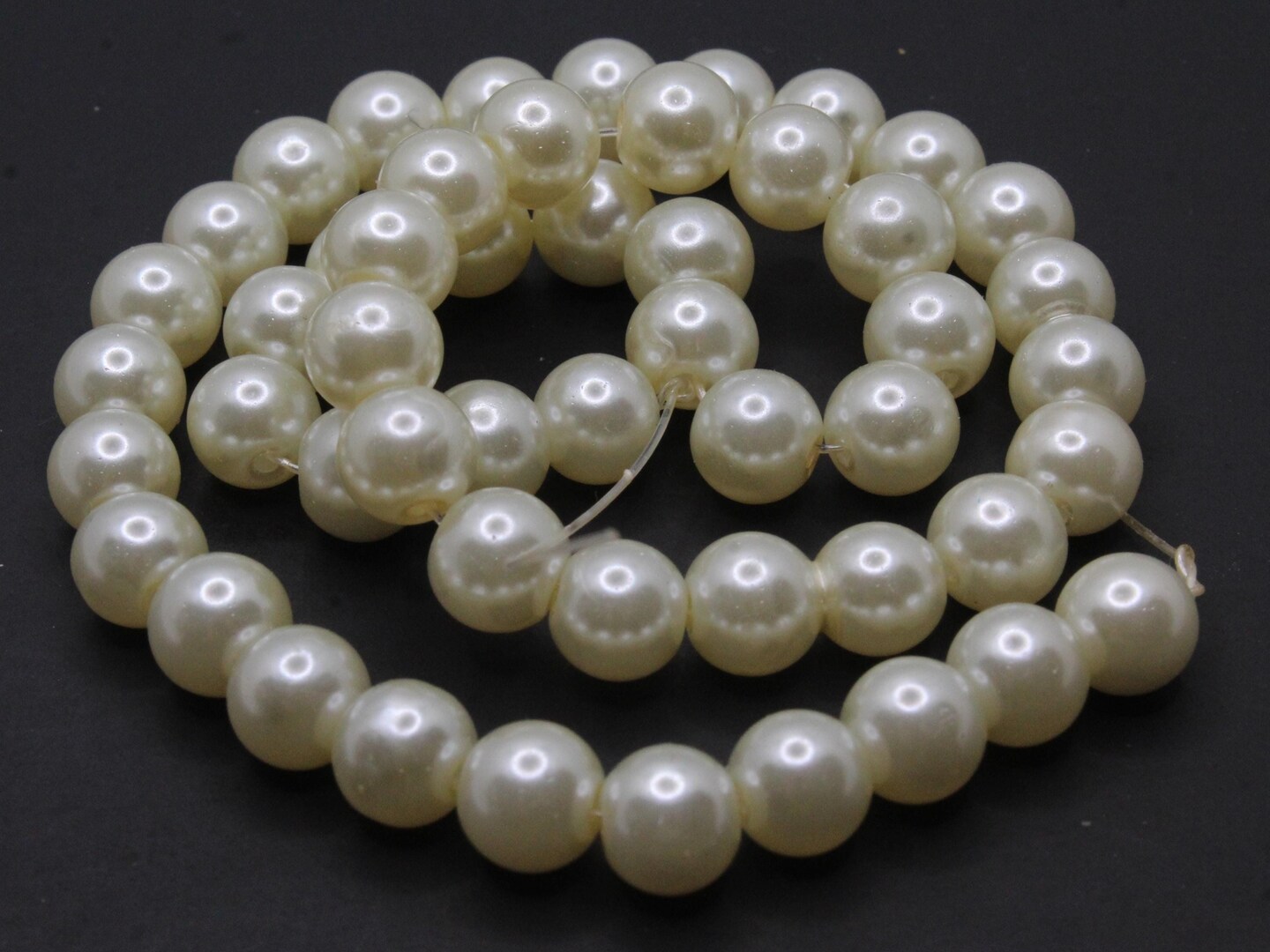 53 8mm Round White Glass Pearl Beads