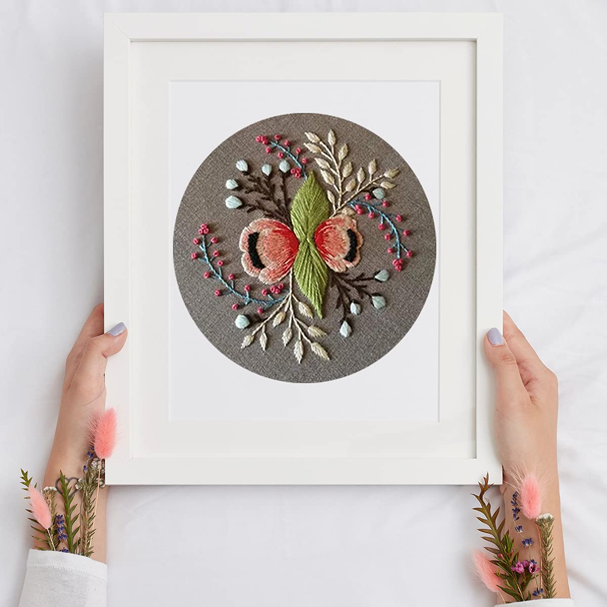 Louise Maelys Embroidery Starter Kit Full Range of Stamped Cross Stitch Kits for Beginner Including Cloth with Pattern,Embroidery Hoop,Color Threads