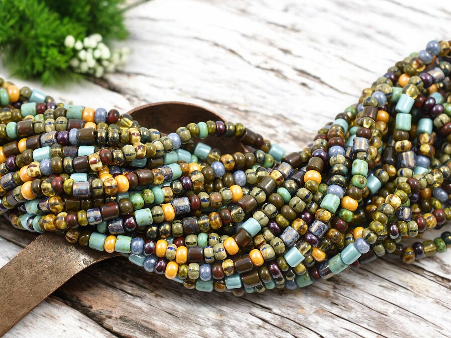 6/0 Aged Gala Striped Picasso Mix Seed Beads (21&#x22; Strand)