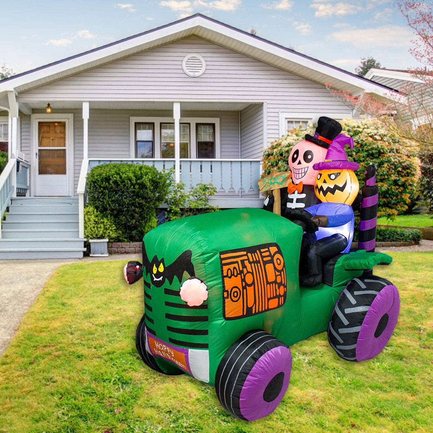 5.5Ft Long Halloween Inflatable Ghost Tractor LED Lights Decor Outdoor Indoor Holiday Decorations Halloween Blow up Car Lighted Yard Decor, Giant Lawn Inflatable Home Garden Party Decoration