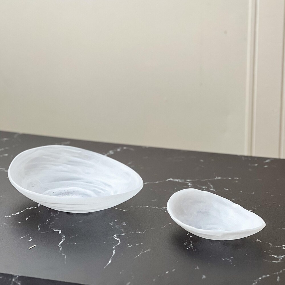 Resin White Swirl Serving Platter