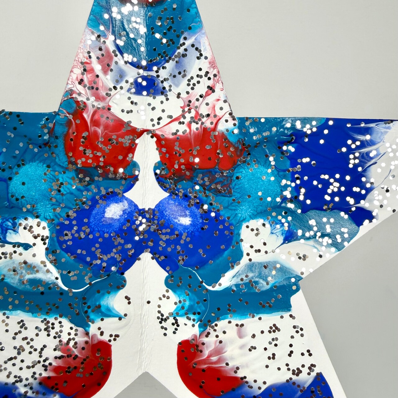 Kids Club: Patriotic Abstract Art