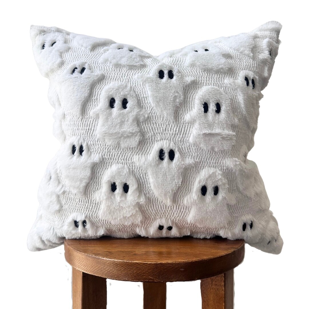 18&#x201D; White Faux Fur Ghost Pillow Cover with Hidden Zipper