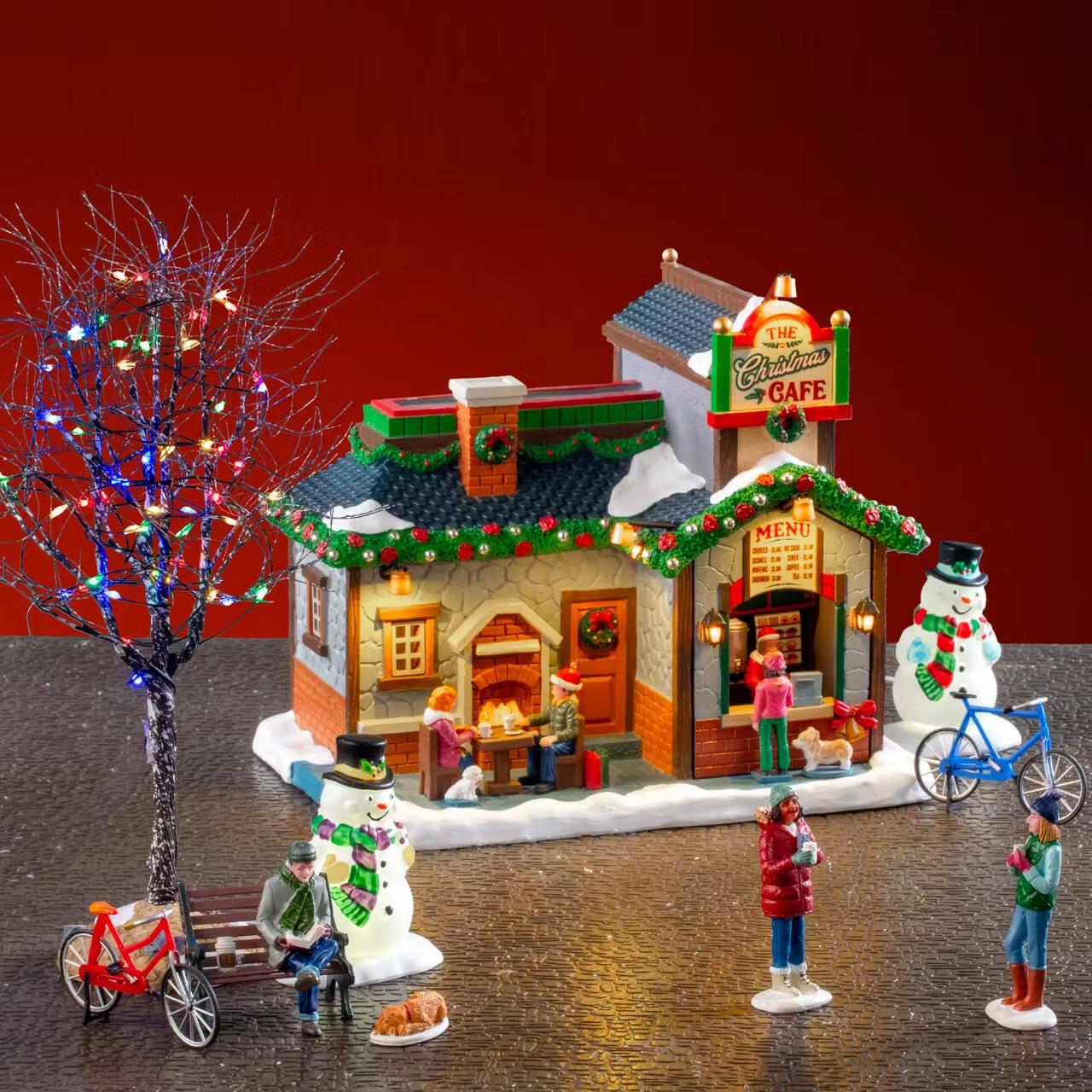 Lemax Caddington Village: The Christmas Cafe Set
