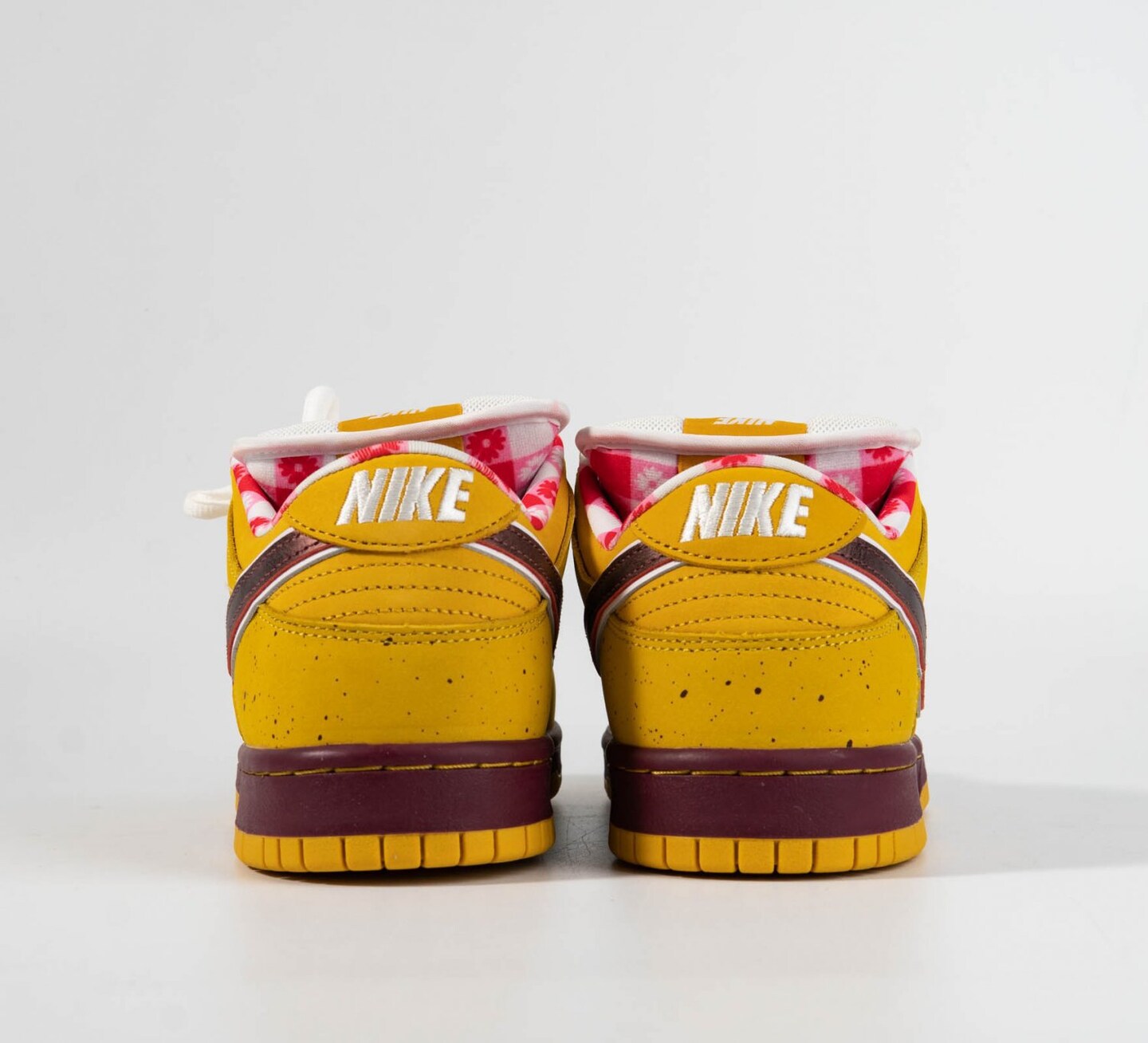 Nike SB Dunk Low Yellow Lobster, size: Women