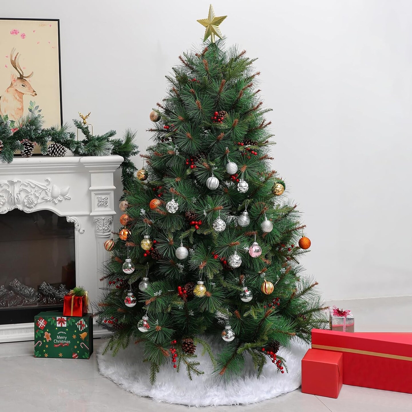 31 Inch White Christmas Tree Skirt (White)