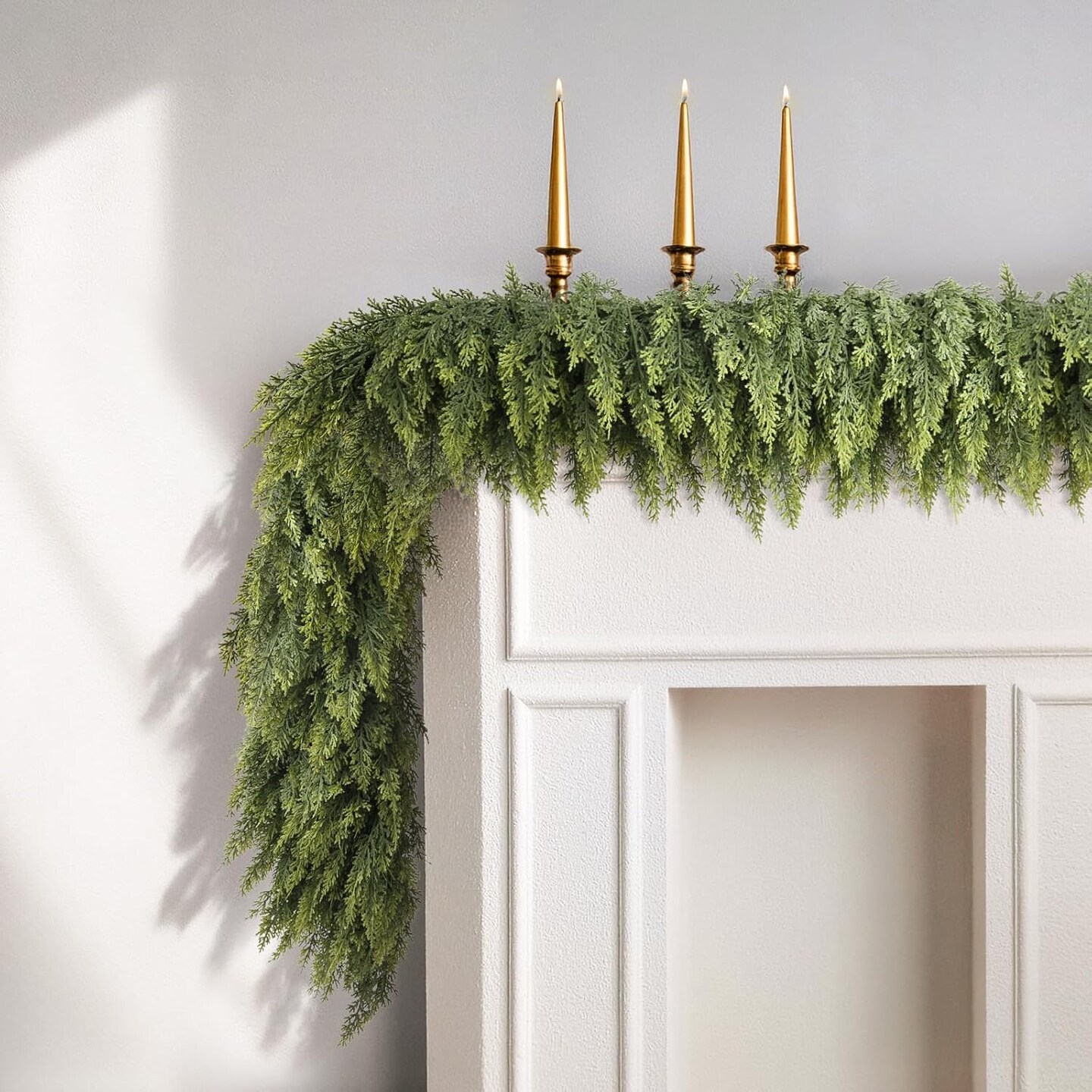9FT Christmas Cedar Garland with Soft Pine