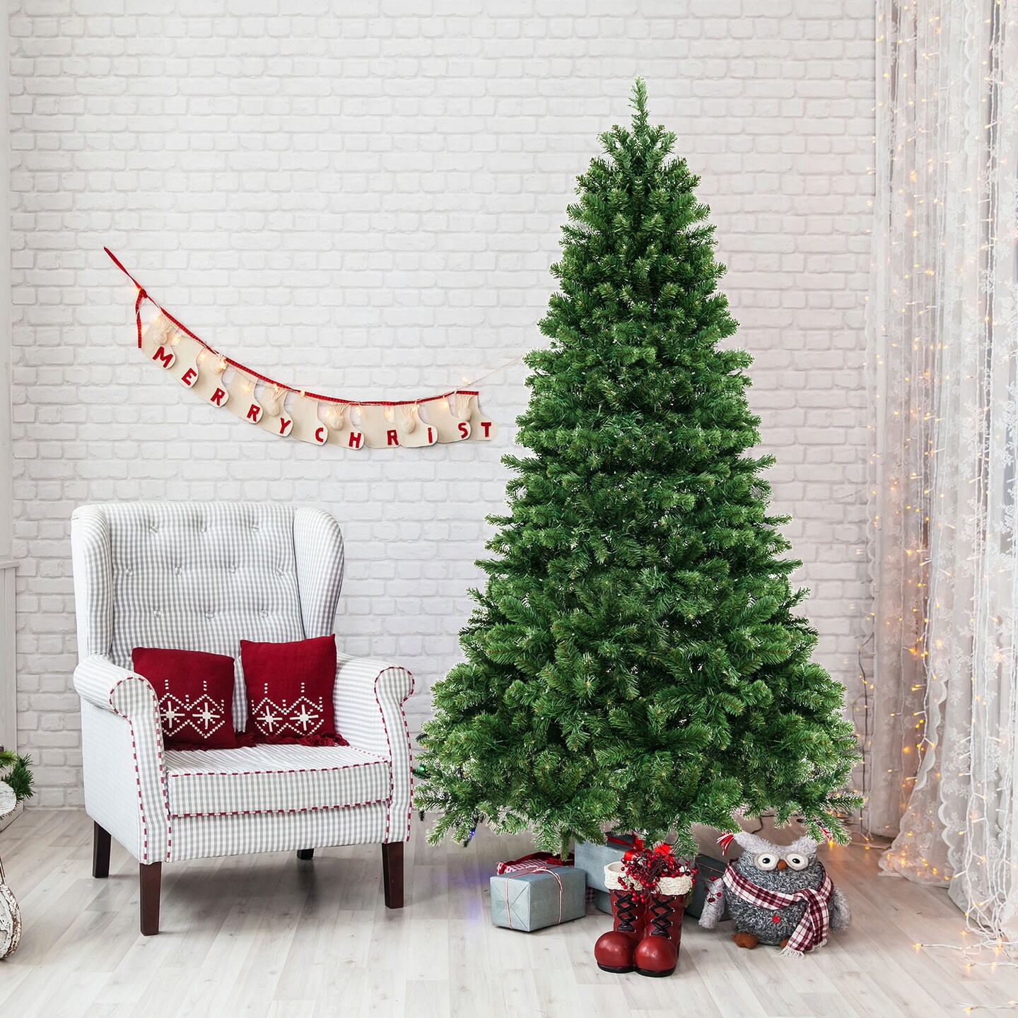Artificial Christmas Tree with Hinged PVC Branches and LEDs