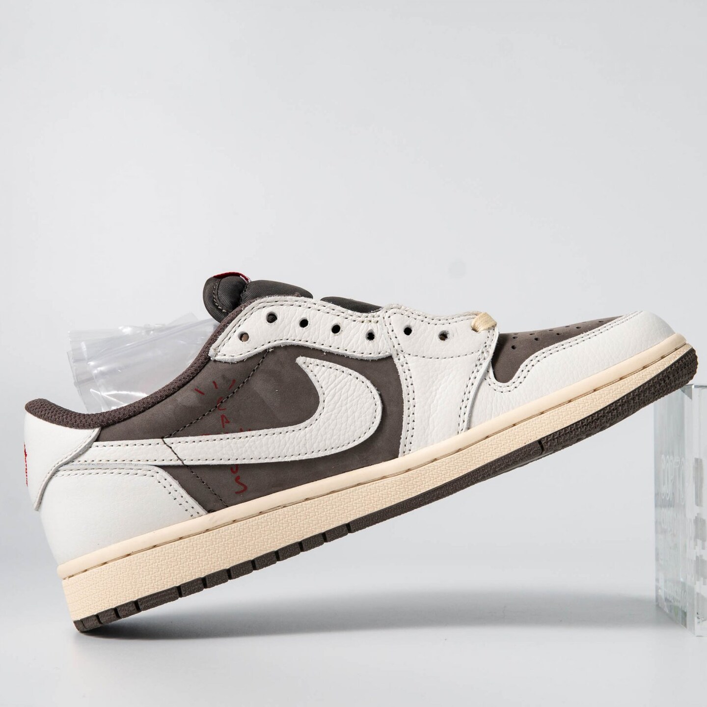 Air Jordan 1 Retro Low Travis Scott Reverse Mocha Shoes