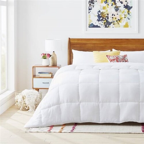 White Polyester King Size Comforter All Seasons Plush Machine Washable