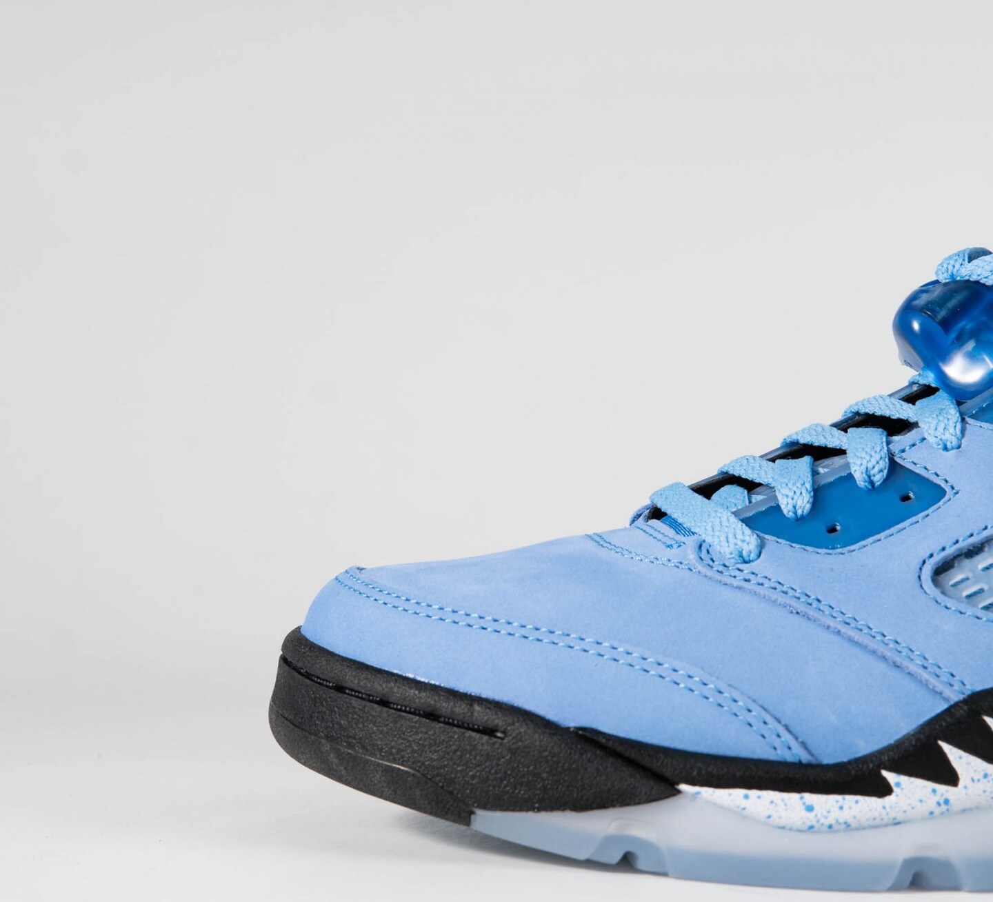 Air Jordan 5 Retro UNC University Blue Shoes | MakerPlace by Michaels