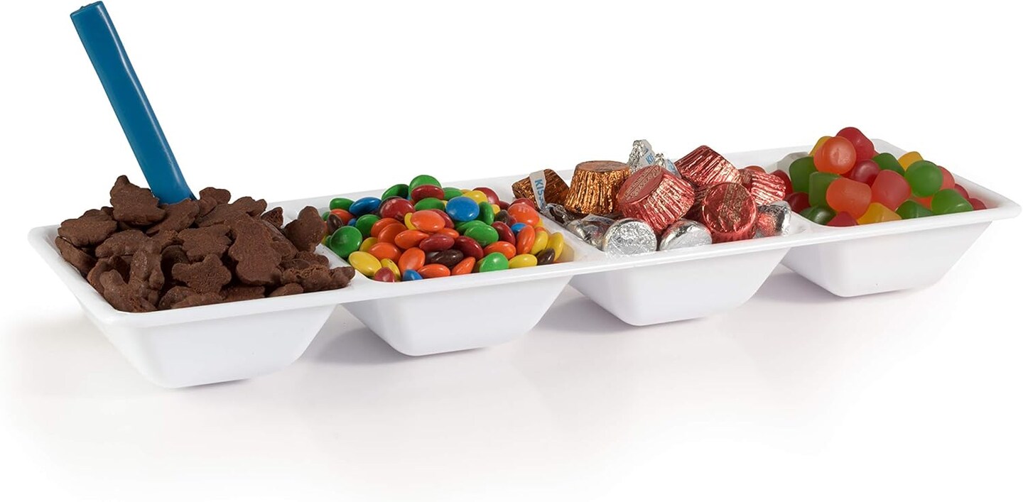 &#xA0;Premium Quality -Rectangle Plastic Disposable Serving Trays for Parties - Heavy Duty Serving Platter and Serving Trays for Eating