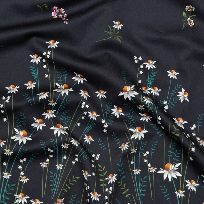 1 Yard Stretch Cotton Sateen Black Beauty Daisy Floral Panel Fabric 55 inch Wide