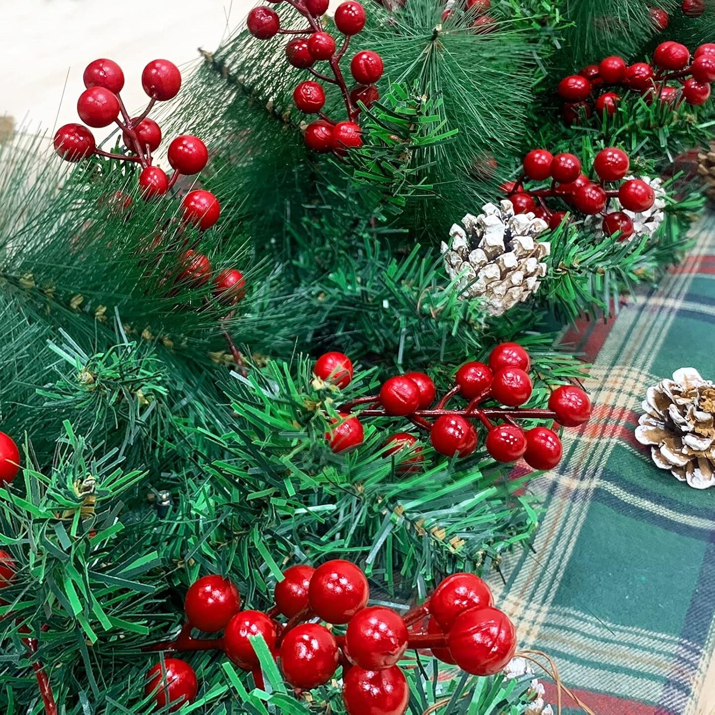 50 Pack Red Berry Stems(Red Berry Stems)