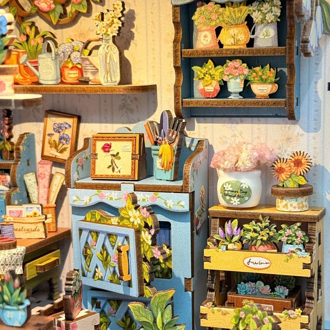 DIY Book Nook Kit - Anna&#x2018;s Blue Blossom