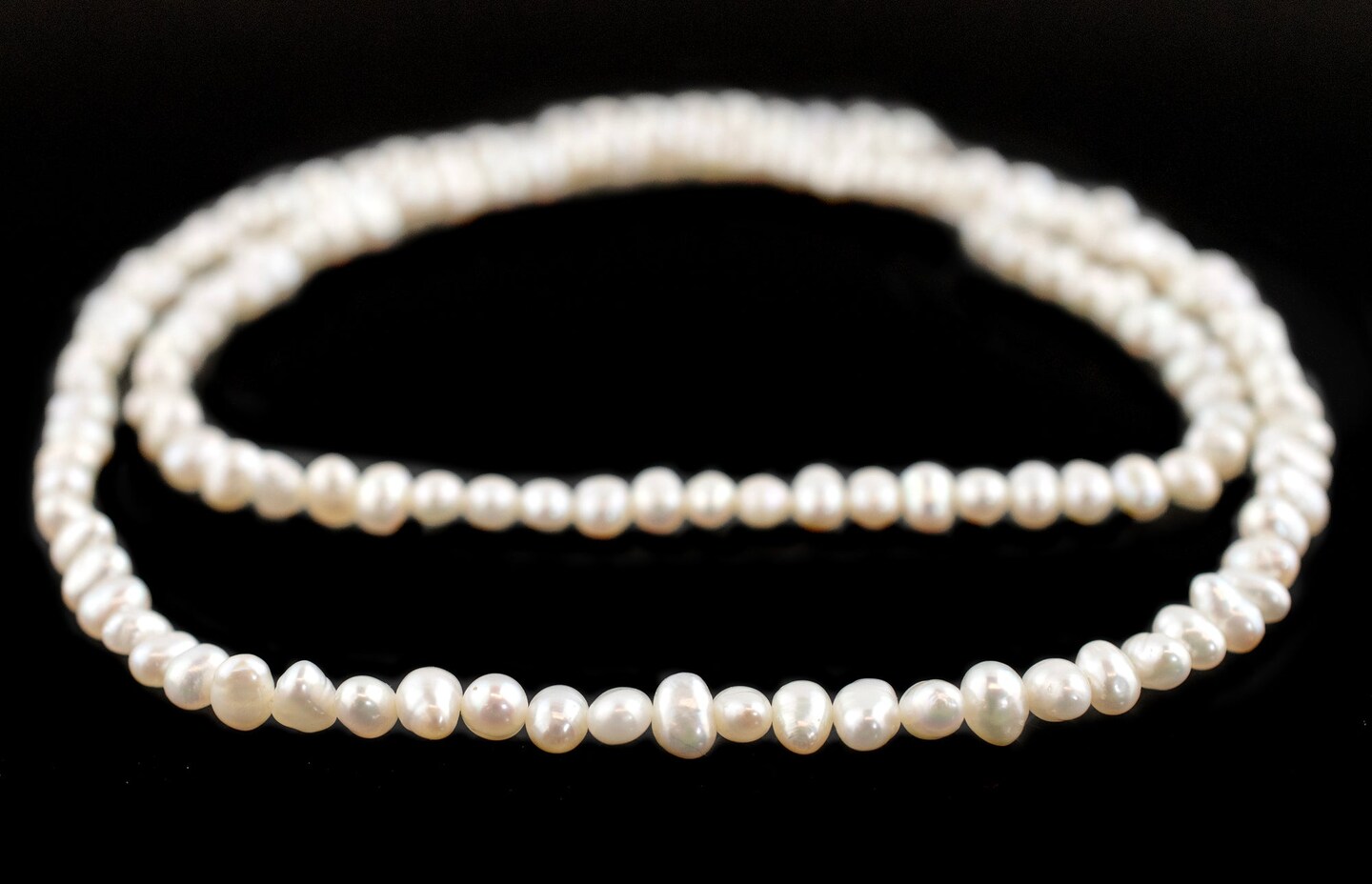 The Bead Chest Smooth White Japanese Pearl Heishi Beads: Vintage Collection with Lustrous Finish