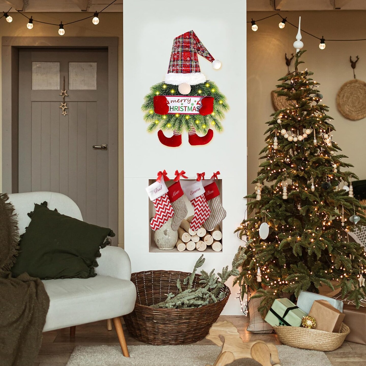 Christmas Gnome Wreath with Lights (Red) 11.8"D x 7.8"W x 0.3"H