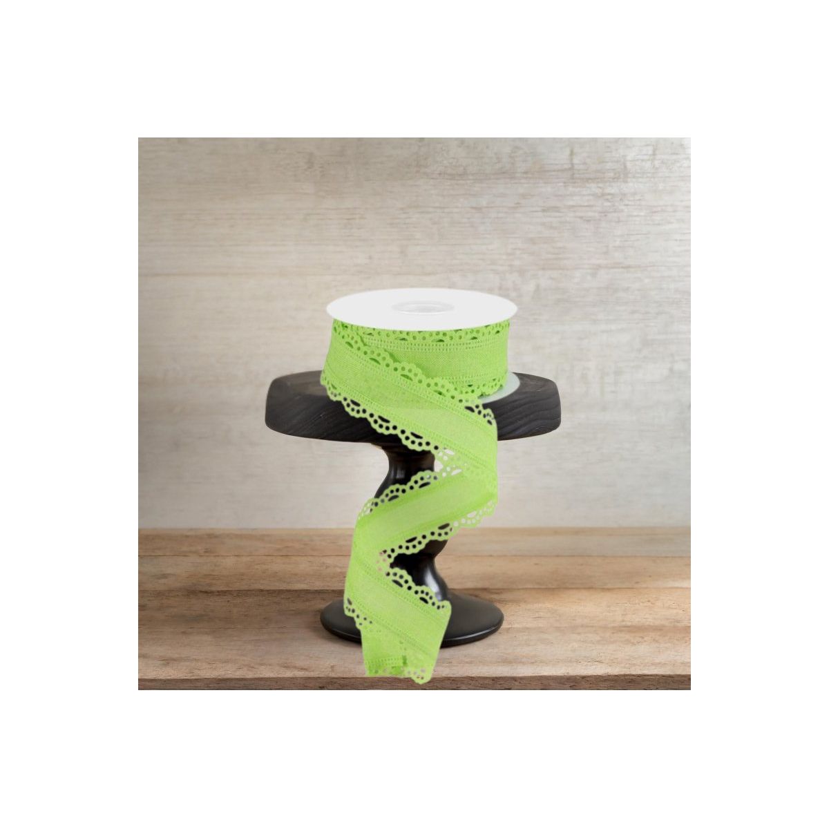 1.5&#x22; Scalloped Edge Ribbon: Bright Green (10 Yard)
