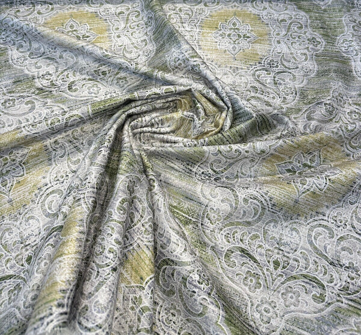 1 Yard Upholstery Velvet Fabric Damask Green Emblem Medallion 100% Polyester 56 Inch Width