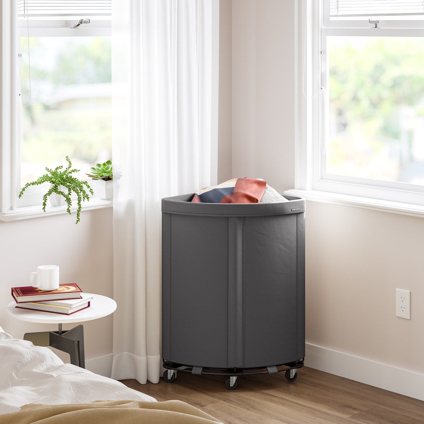Seville Classics Heavy-Duty Rolling Corner Hamper, 24.0” W x 17.7” D x 29.8” H