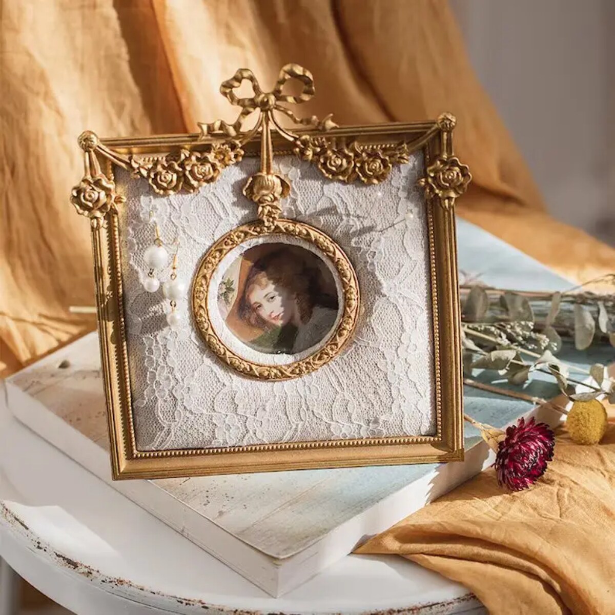 Decorative Earring Holder Frame Jewelry Organizer for Vanity Dresser Display