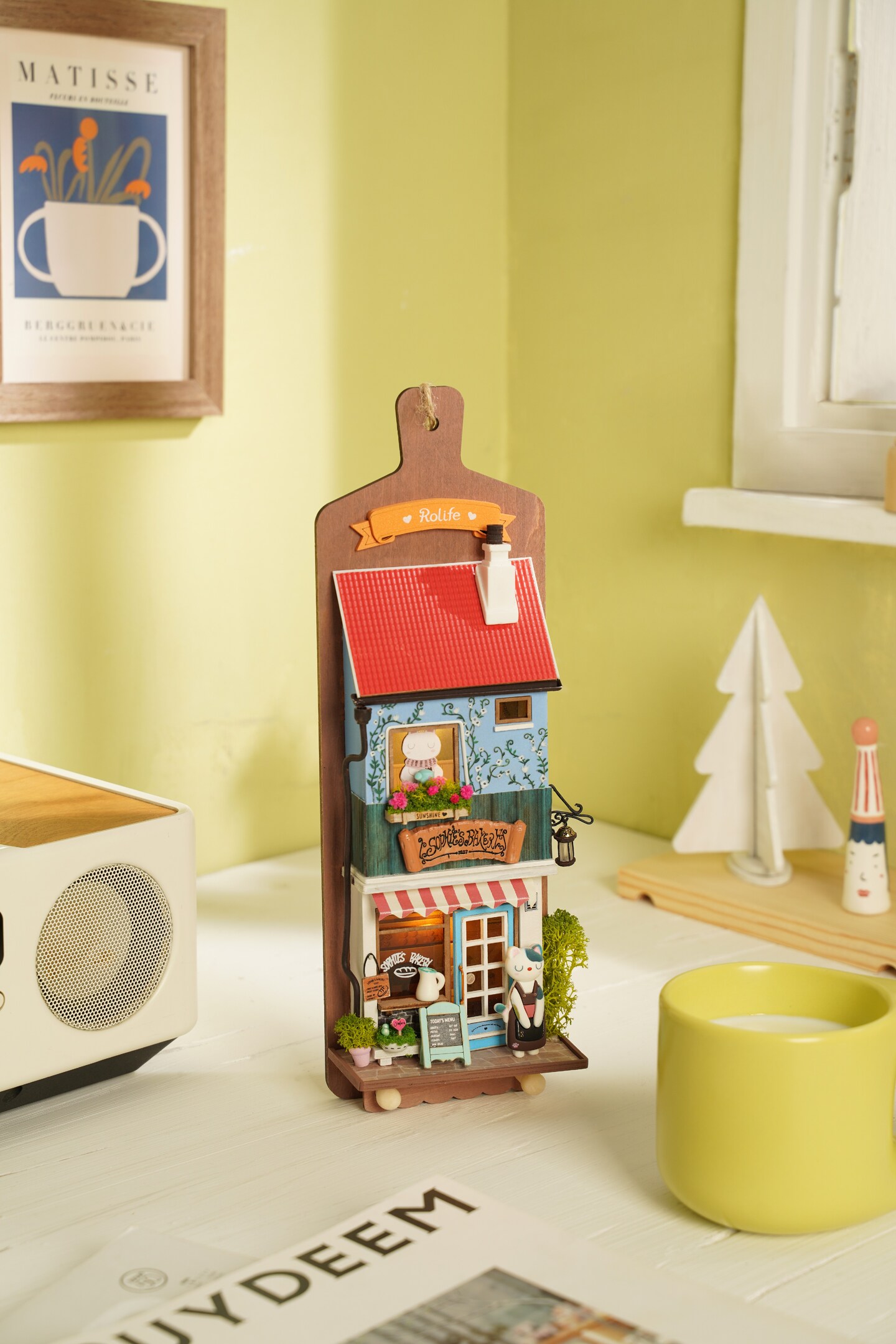 ROLIFE Animal Store (Wall Hanging Series) Aroma Toast Lab 3D Wooden Puzzle DS019