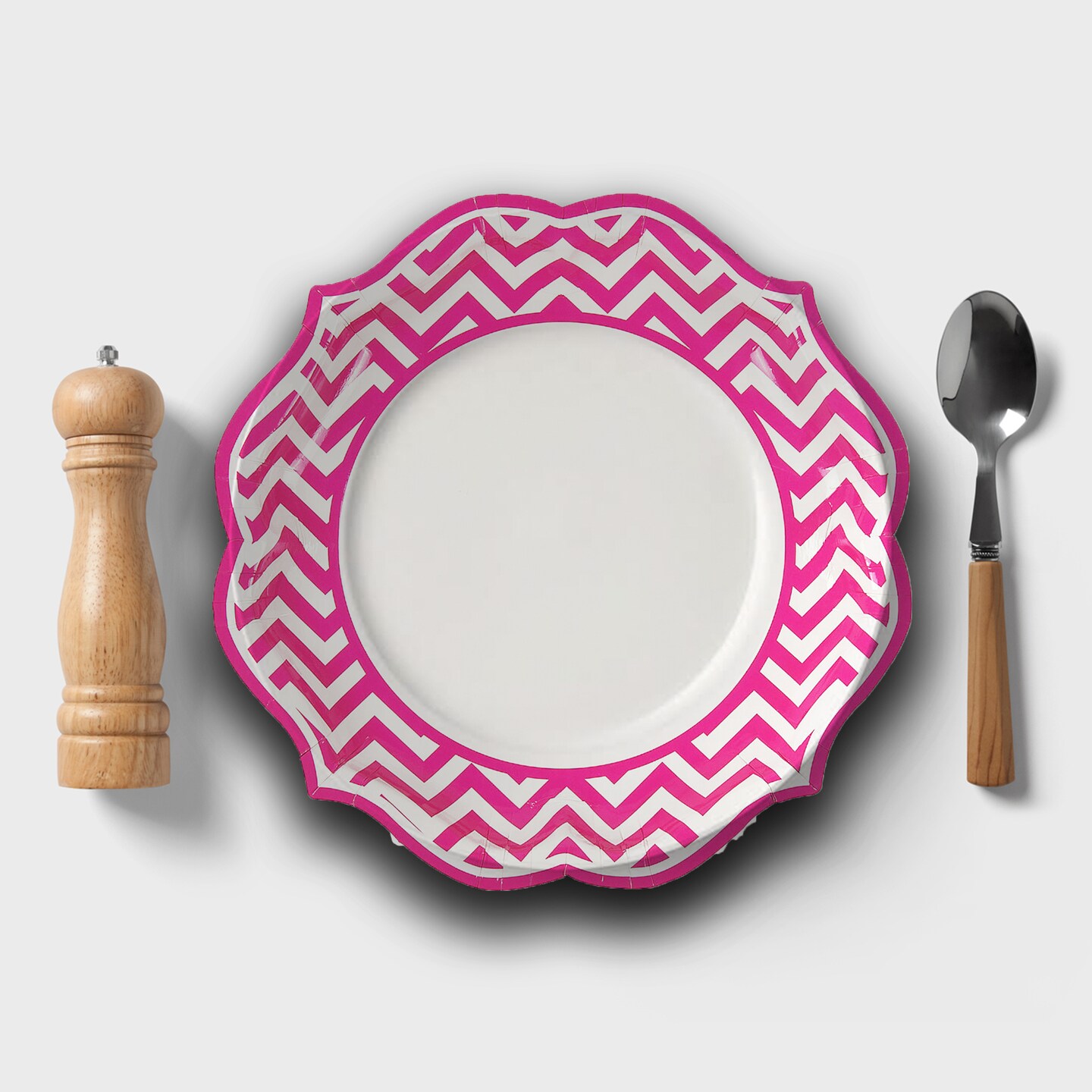 8 Ct.Chevron Zigzag Stripes Scalloped Paper Dinner Party Plates Elegant 10"