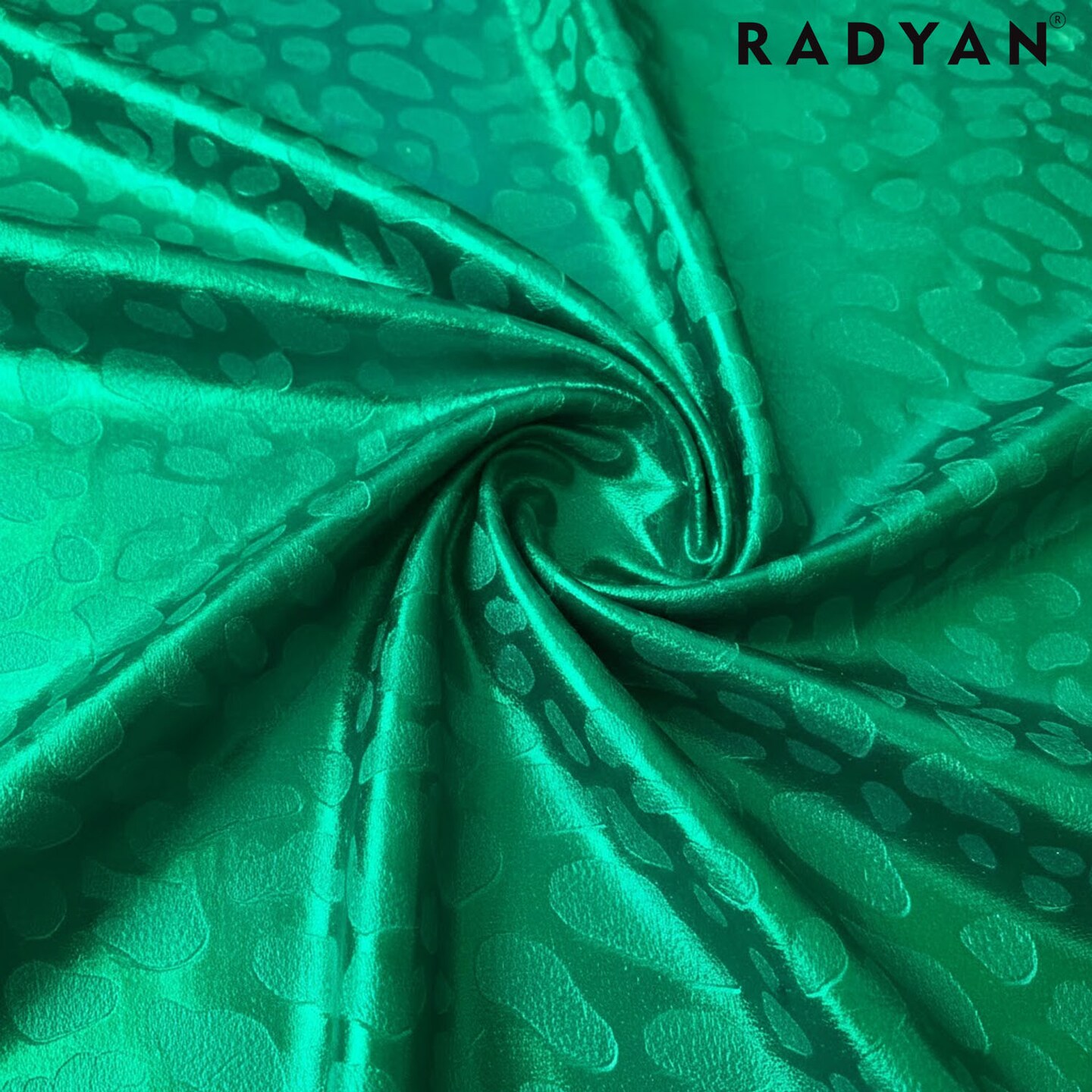 1 Yard Embossed Cheetah Hologram Stretch Velvet Fabric 60" Wide Shiny Spandex Blend for Dancewear & Costumes