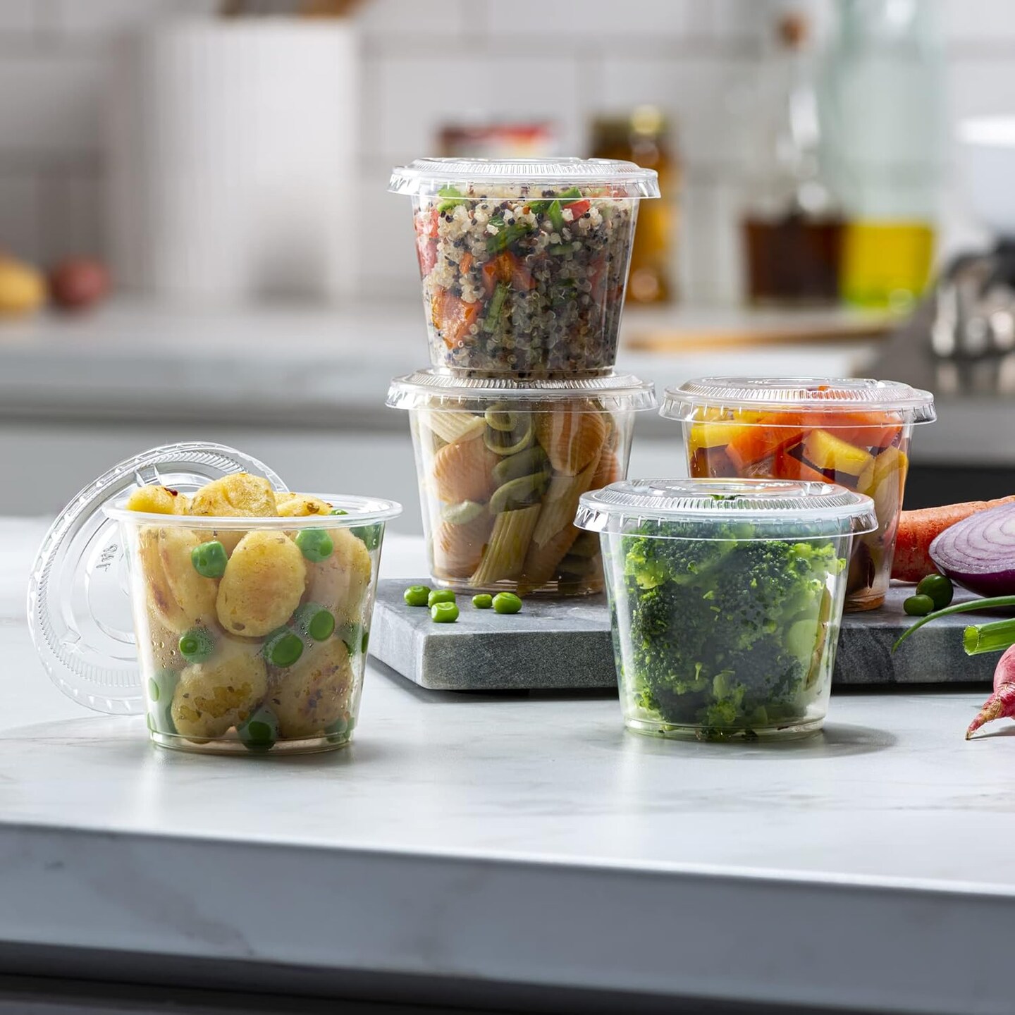 5 oz - 200 Sets Clear Diposable Plastic Portion Cups With Lids, Small Mini Containers For Portion Controll