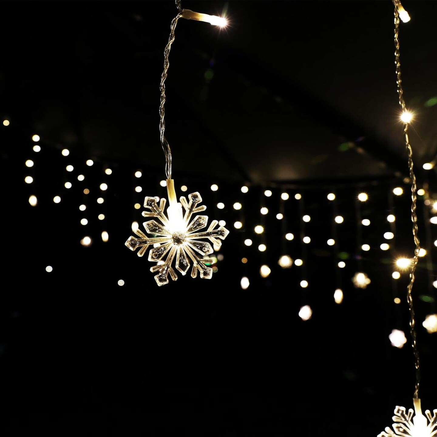 150 LED Icicle Lights with Snowflake
